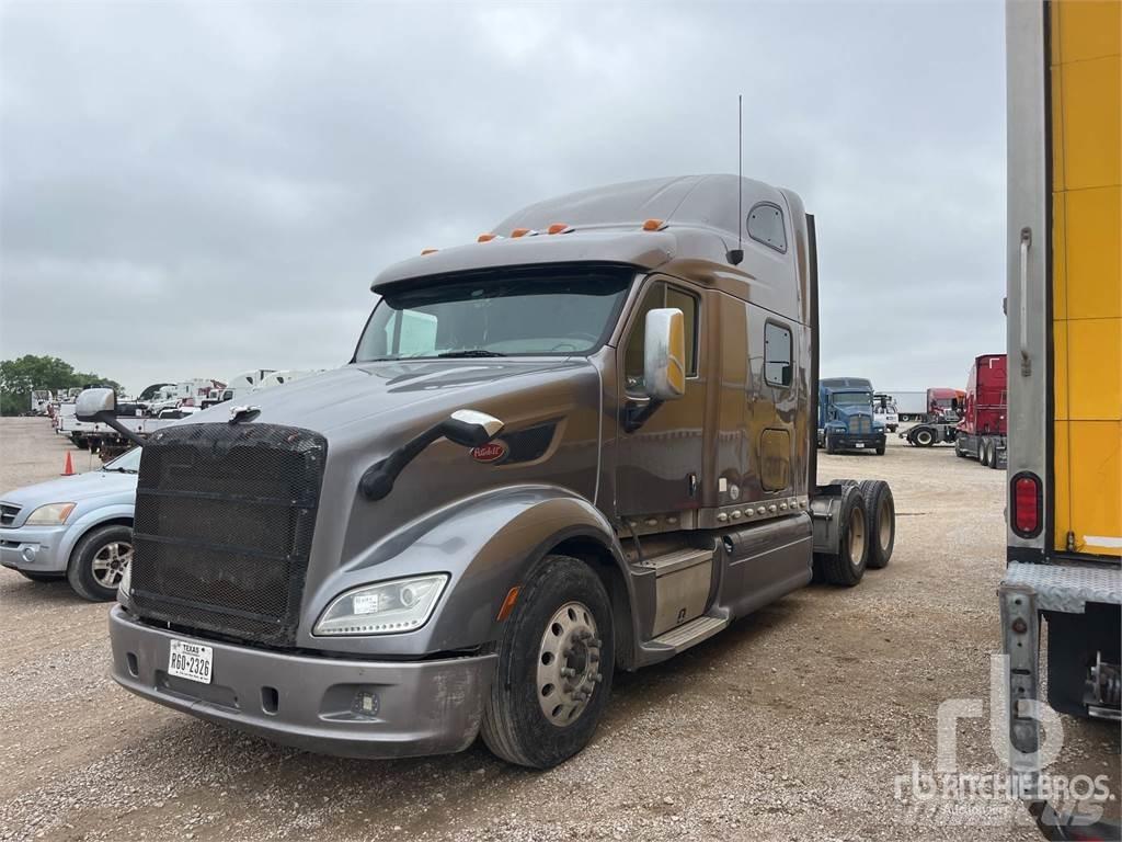Peterbilt 587 Trekkers