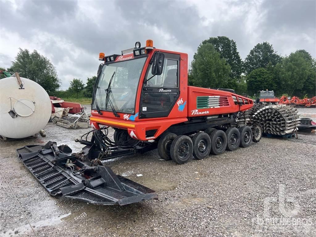 Prinoth T4S Sneeuwruimers en -schuivers
