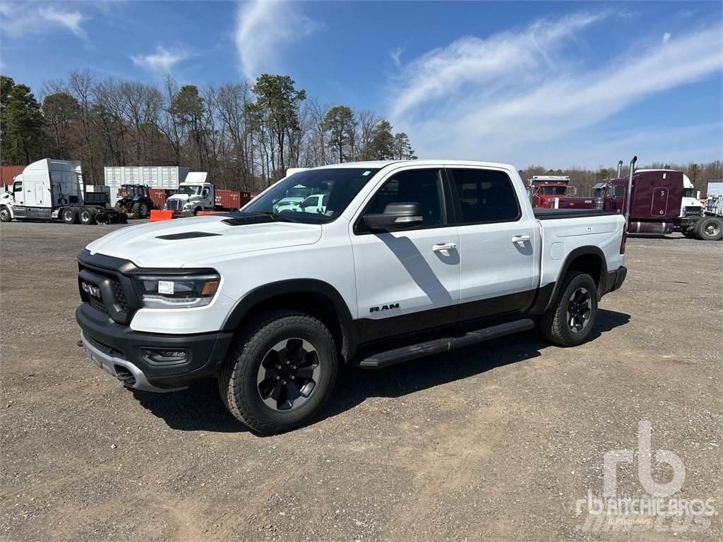 RAM 1500 Bestelwagens met open laadbak