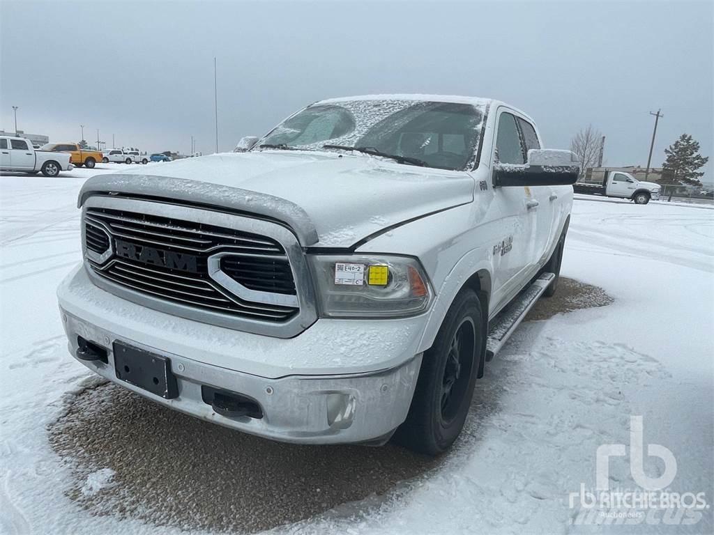 RAM 1500 Bestelwagens met open laadbak
