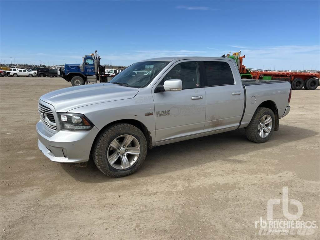 RAM 1500 Bestelwagens met open laadbak