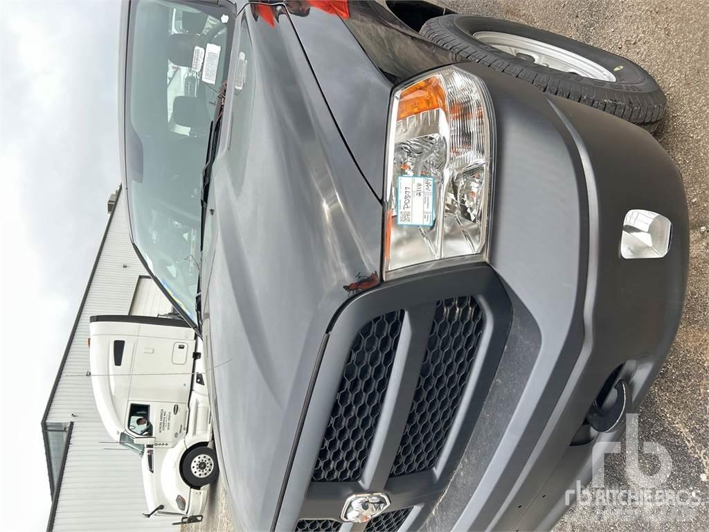 RAM 1500 Bestelwagens met open laadbak