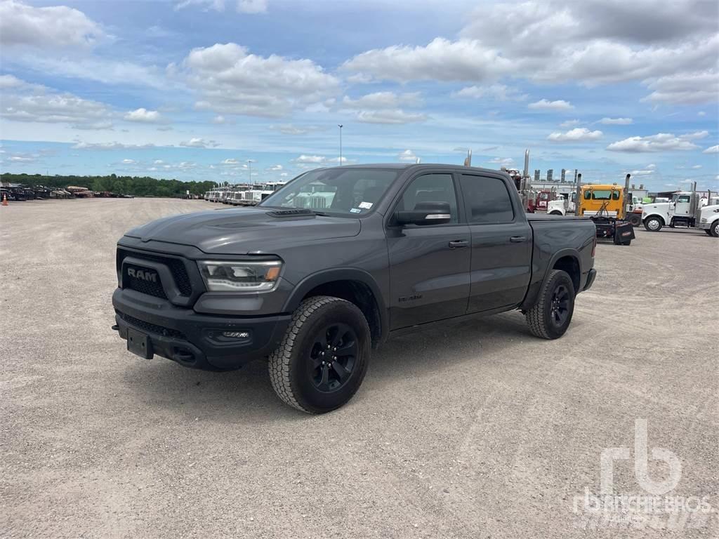 RAM 1500 Bestelwagens met open laadbak