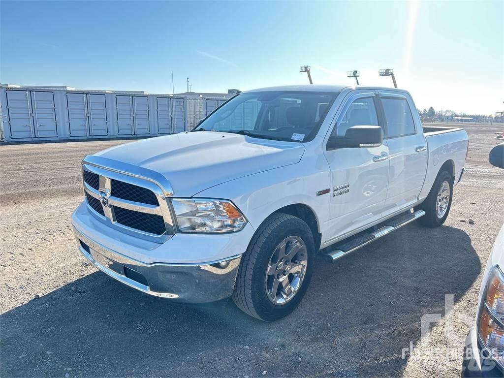 RAM 1500 Bestelwagens met open laadbak