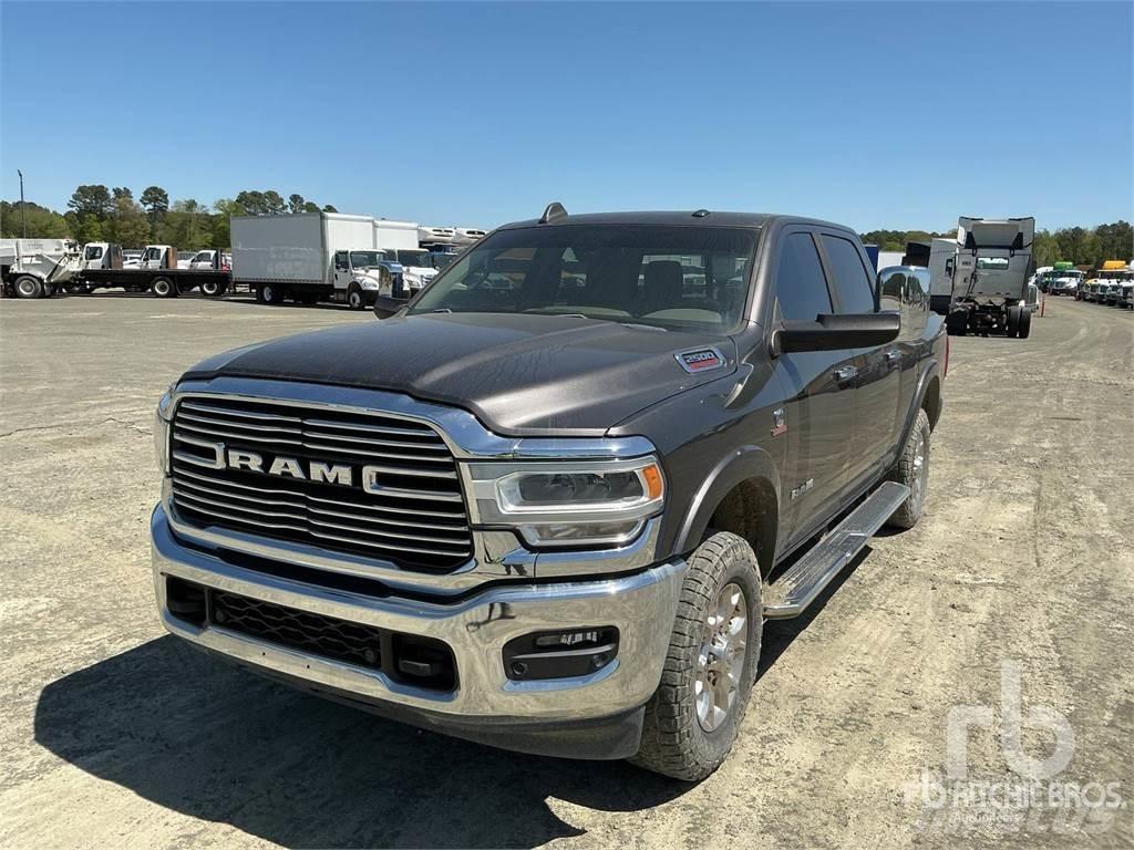 RAM 2500 Bestelwagens met open laadbak