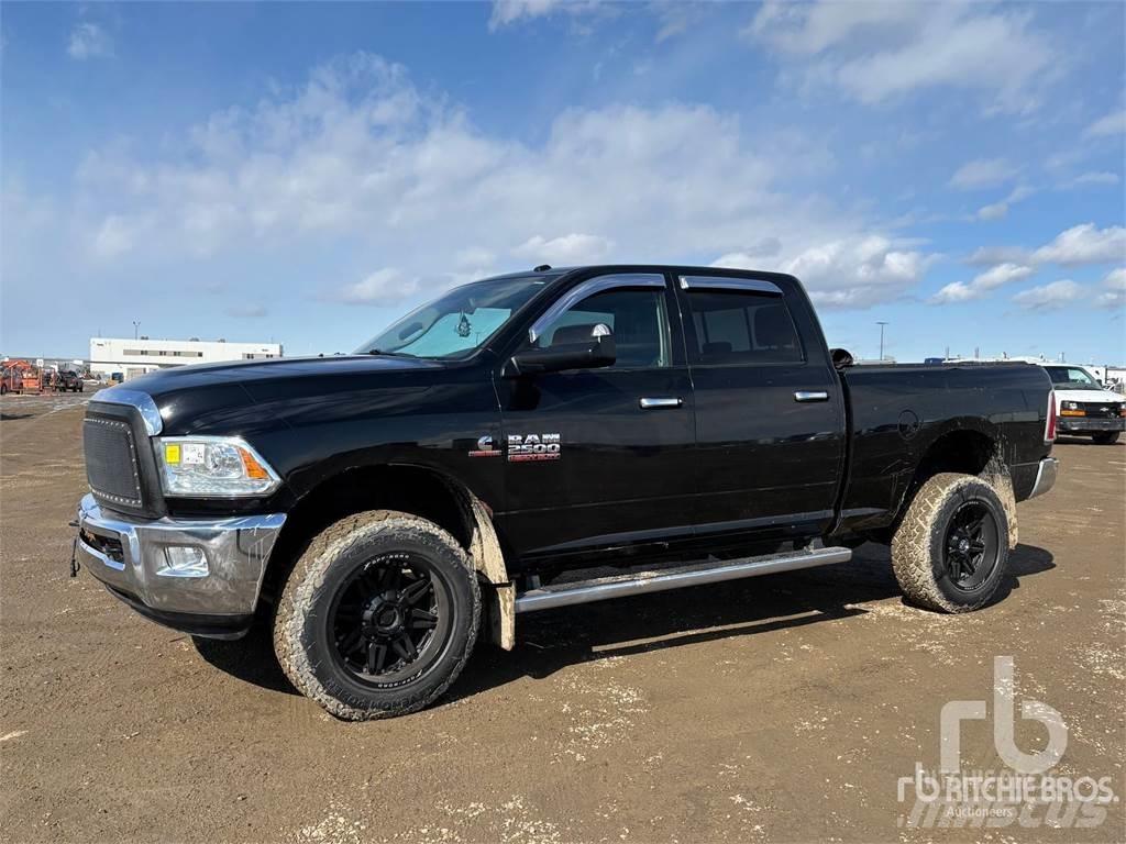 RAM 2500 Bestelwagens met open laadbak