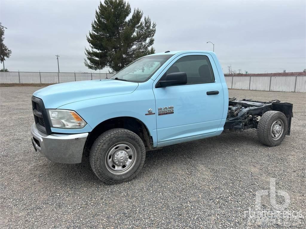 RAM 2500 Chassis met cabine