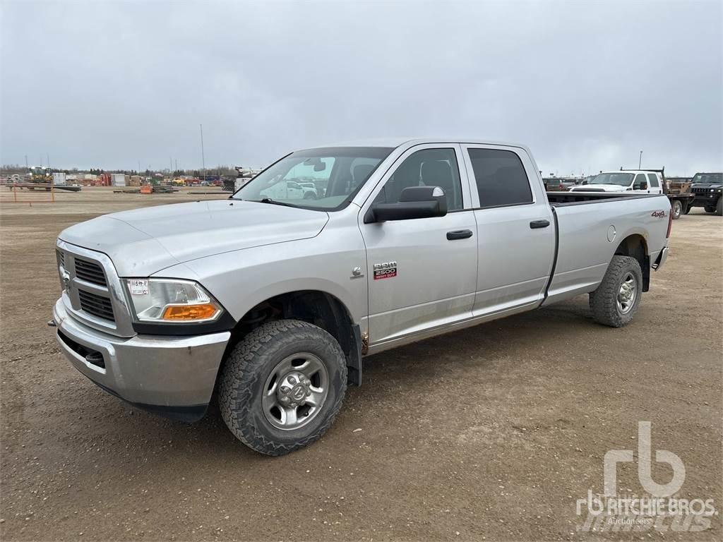 RAM 2500 Bestelwagens met open laadbak