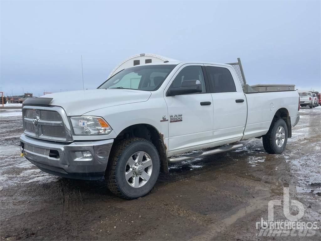 RAM 3500 Bestelwagens met open laadbak