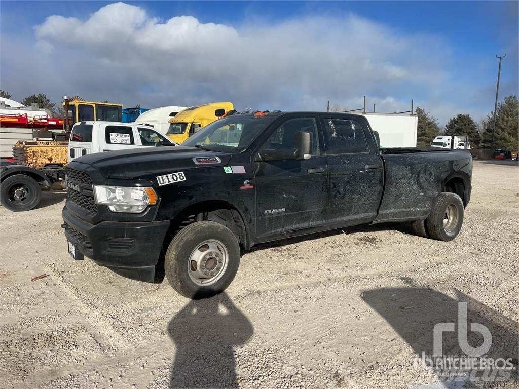 RAM 3500 Bestelwagens met open laadbak