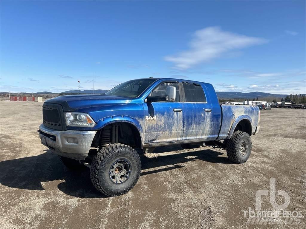 RAM 3500 Bestelwagens met open laadbak