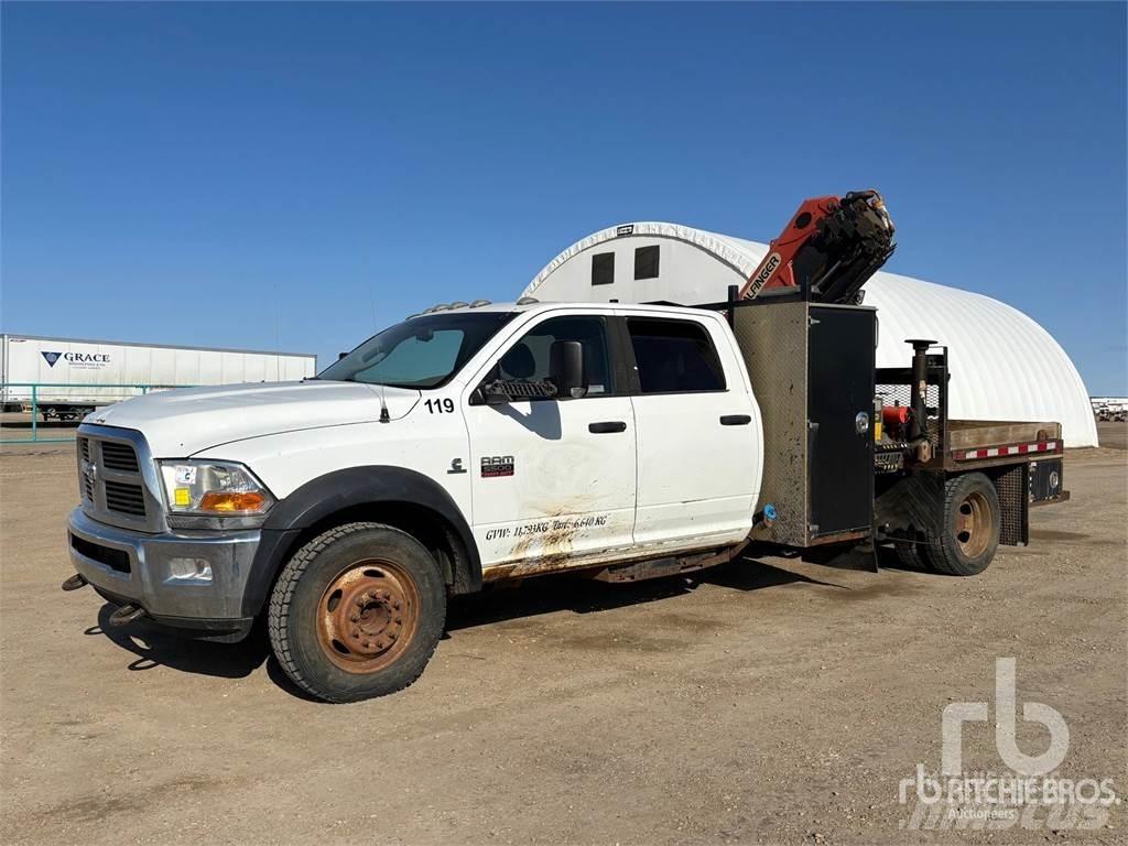 RAM 5500 Bestelwagens met open laadbak