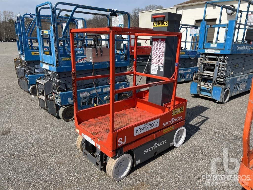 SkyJack SJ12 Knikarmhoogwerkers