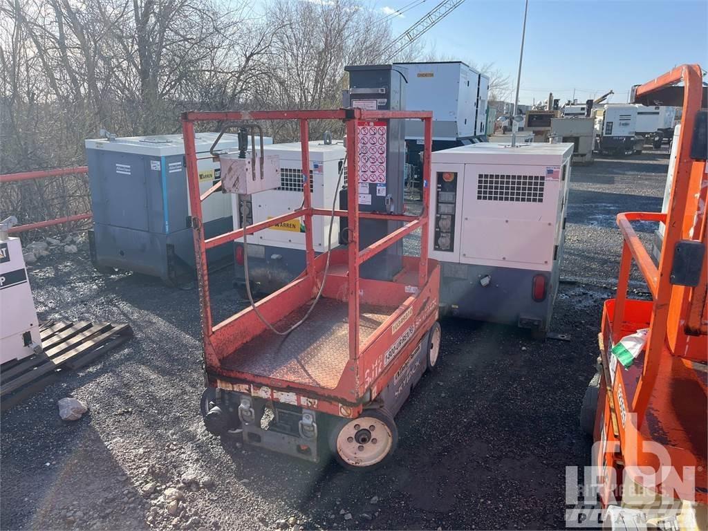 SkyJack SJ12 Knikarmhoogwerkers
