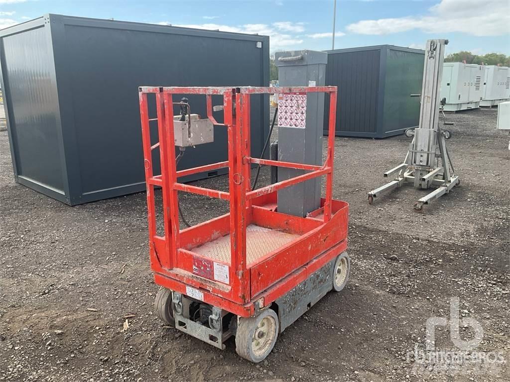 SkyJack SJ12 Schaarhoogwerkers