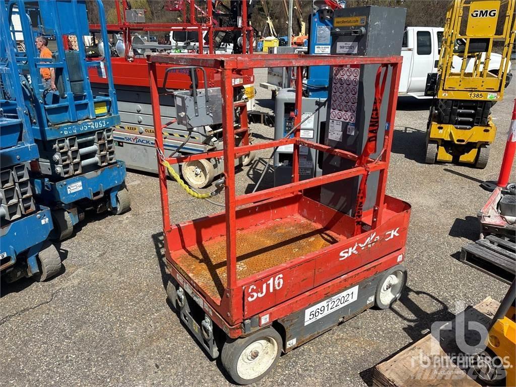 SkyJack SJ16 Knikarmhoogwerkers