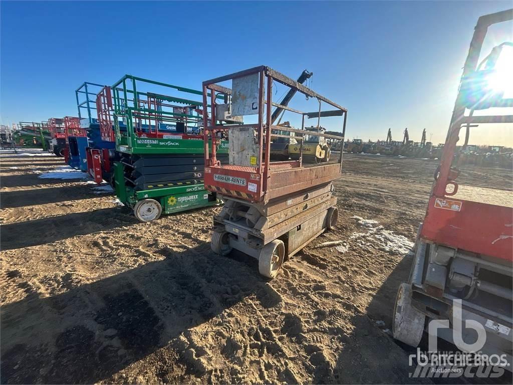 SkyJack SJ3220 Schaarhoogwerkers