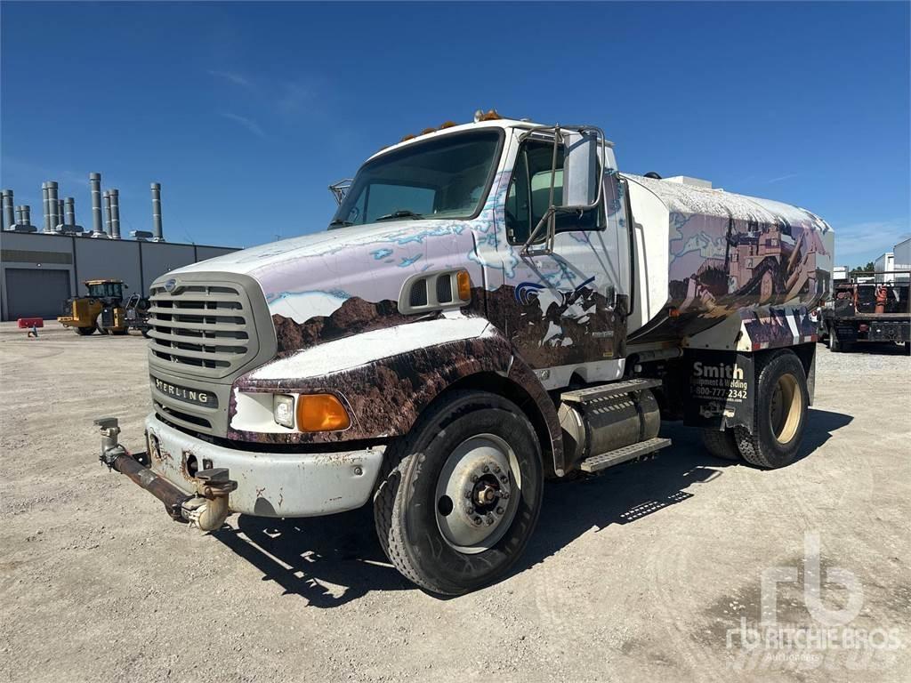 Sterling L8500 Water tankwagens