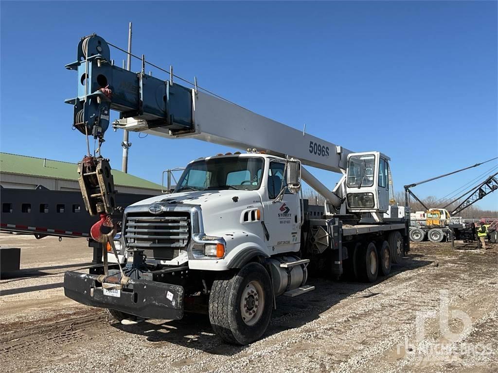 Sterling L9500 Vlakke laadvloer met kraan