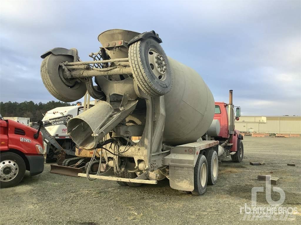 Sterling L9500 Betonmixers en pompen