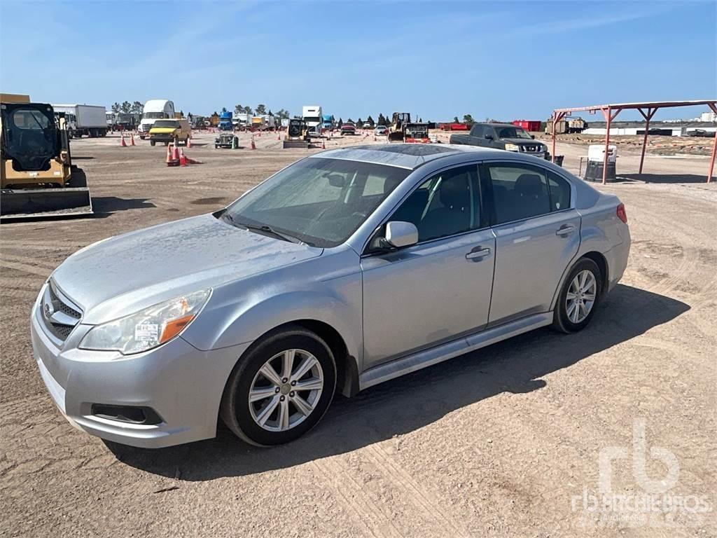 Subaru LEGACY Auto's