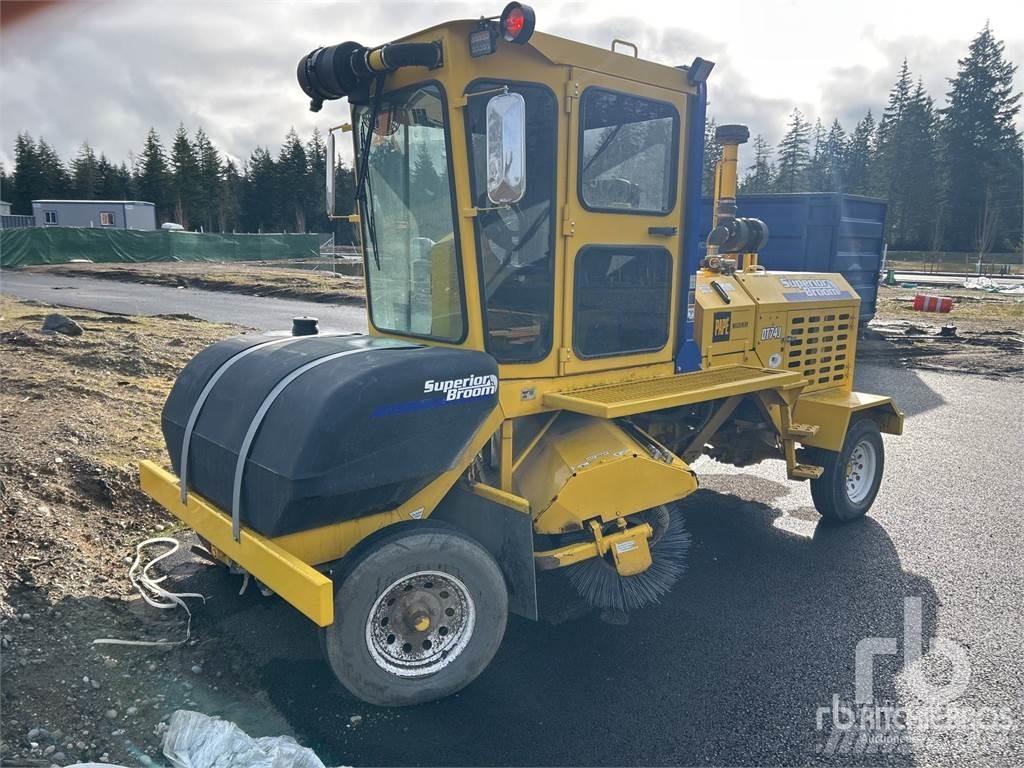 Superior DT74-J Veegmachines voor binnen