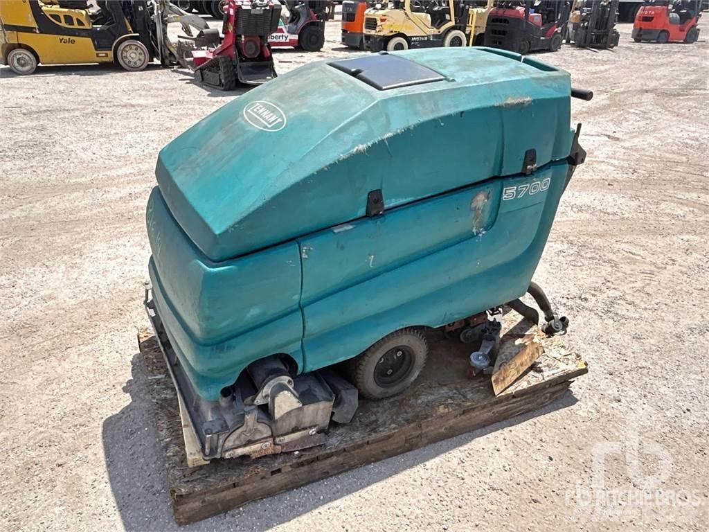 Tennant 5700 XP Veegmachines