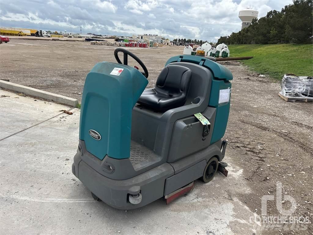 Tennant T12 Veegmachines
