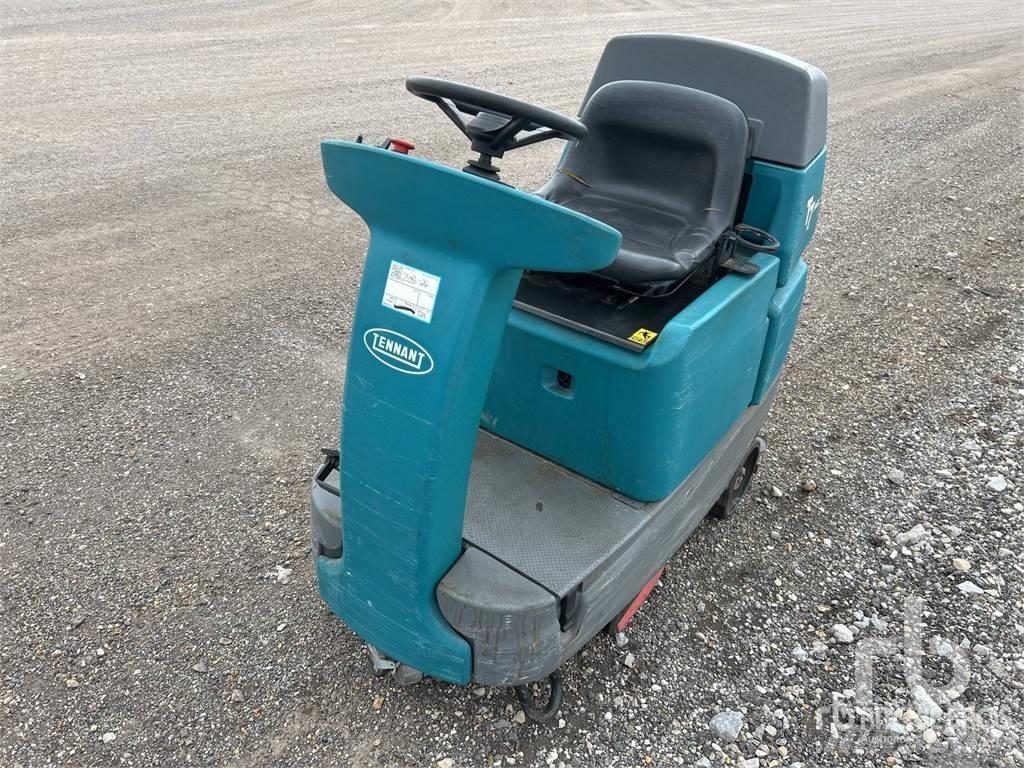 Tennant T7 Veegmachines