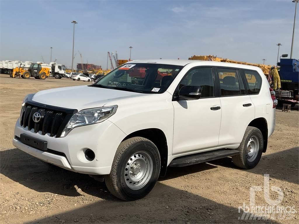 Toyota PRADO Bestelwagens met open laadbak