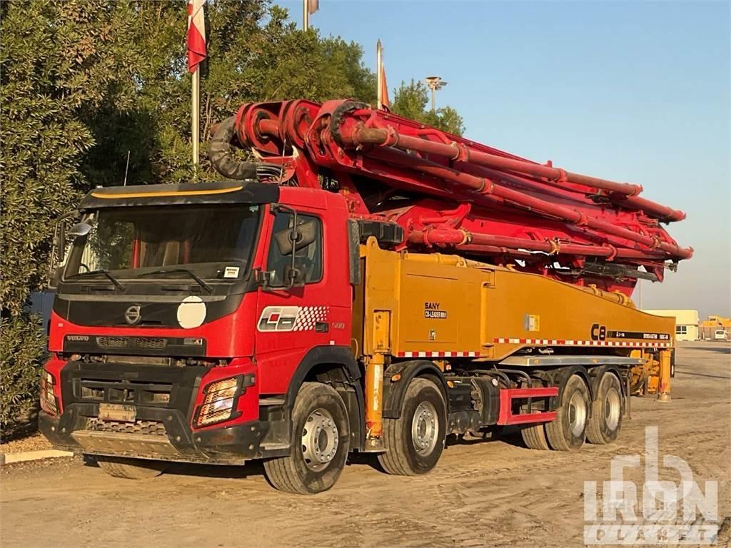 Volvo FMX500 Betonmixers en pompen