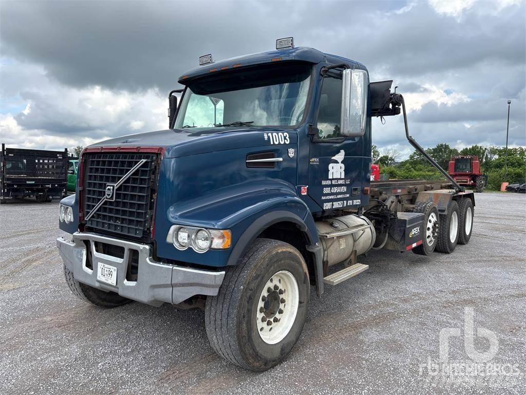 Volvo VHD Containertrucks met kabelsysteem