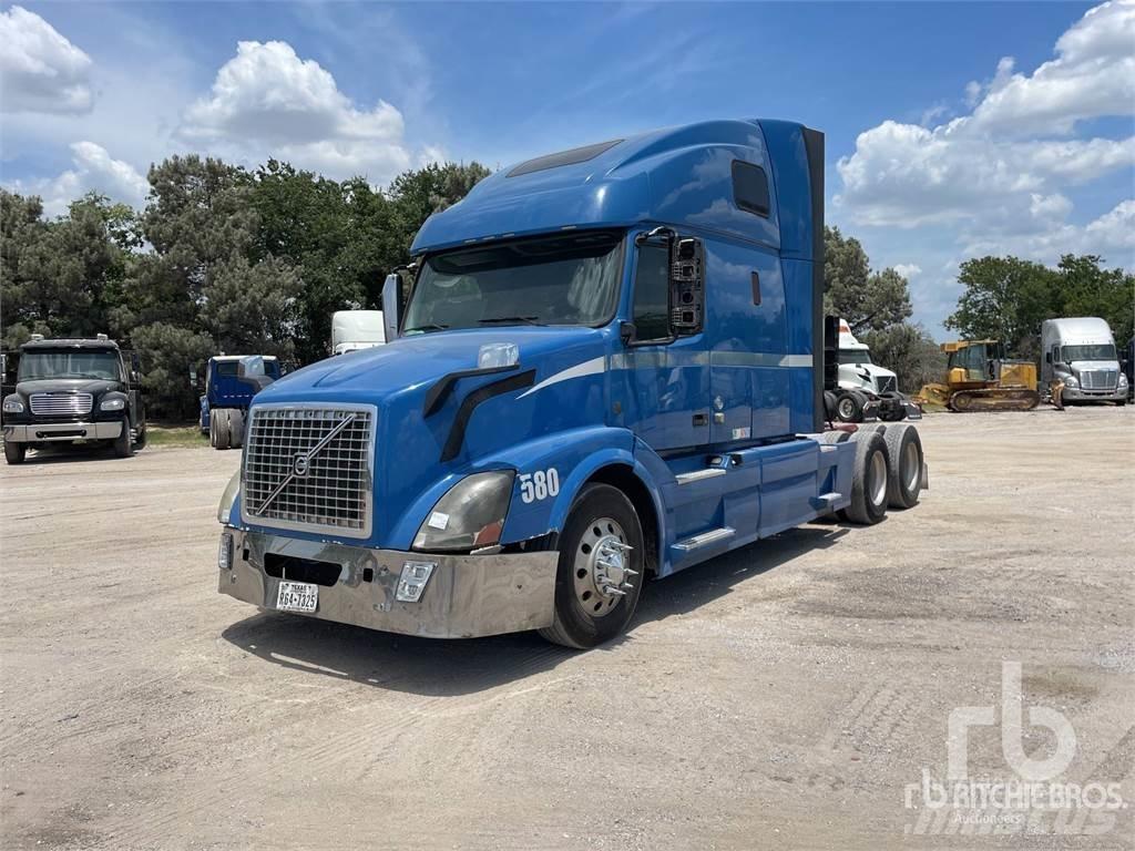 Volvo VNL Trekkers
