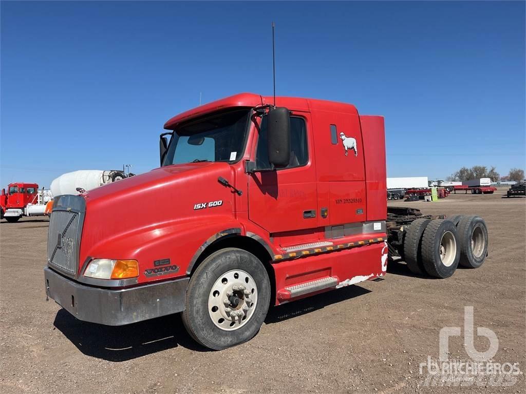 Volvo VNL Trekkers