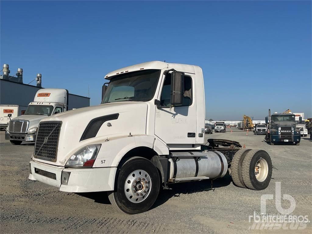 Volvo VNL Trekkers