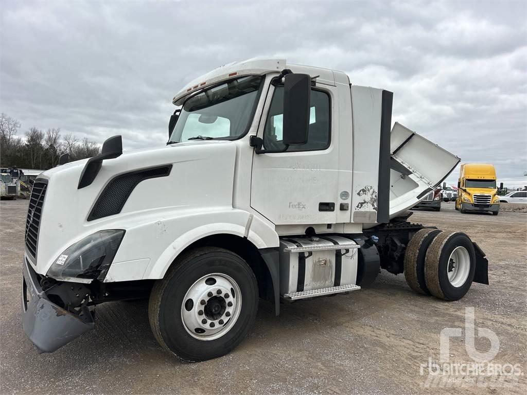 Volvo VNL Trekkers
