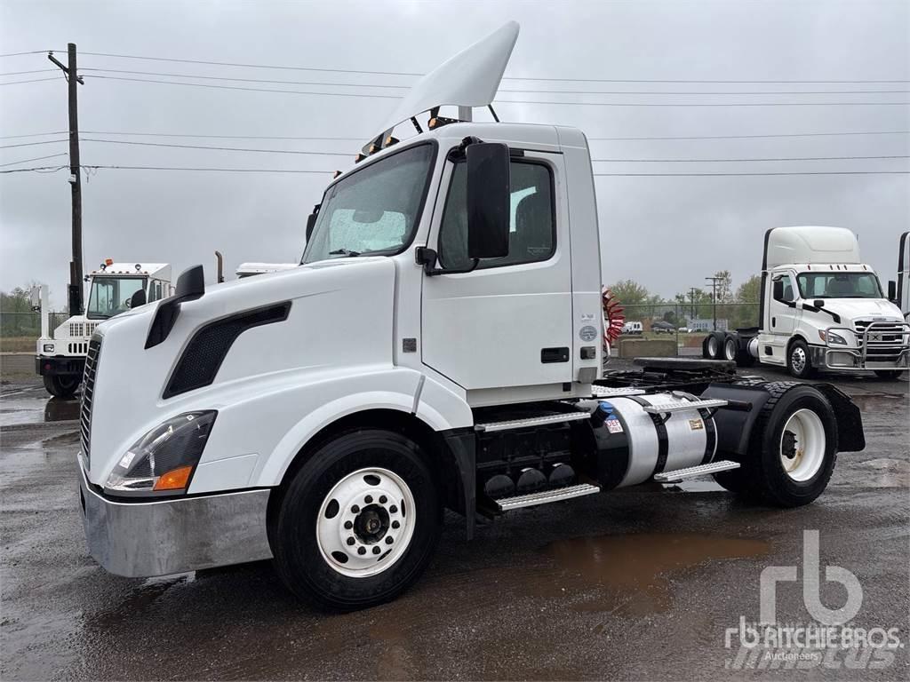 Volvo VNL Trekkers