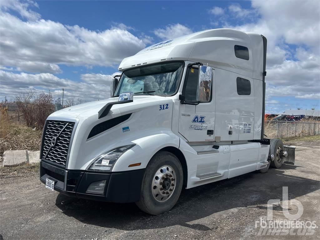 Volvo VNL Trekkers