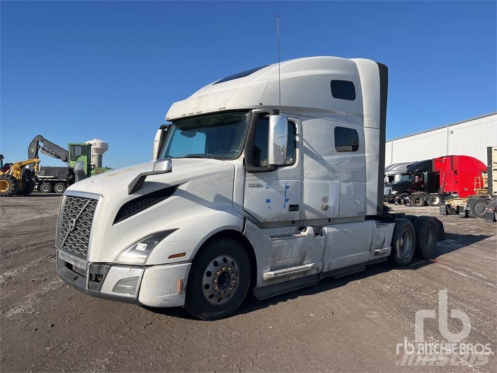 Volvo VNL Trekkers