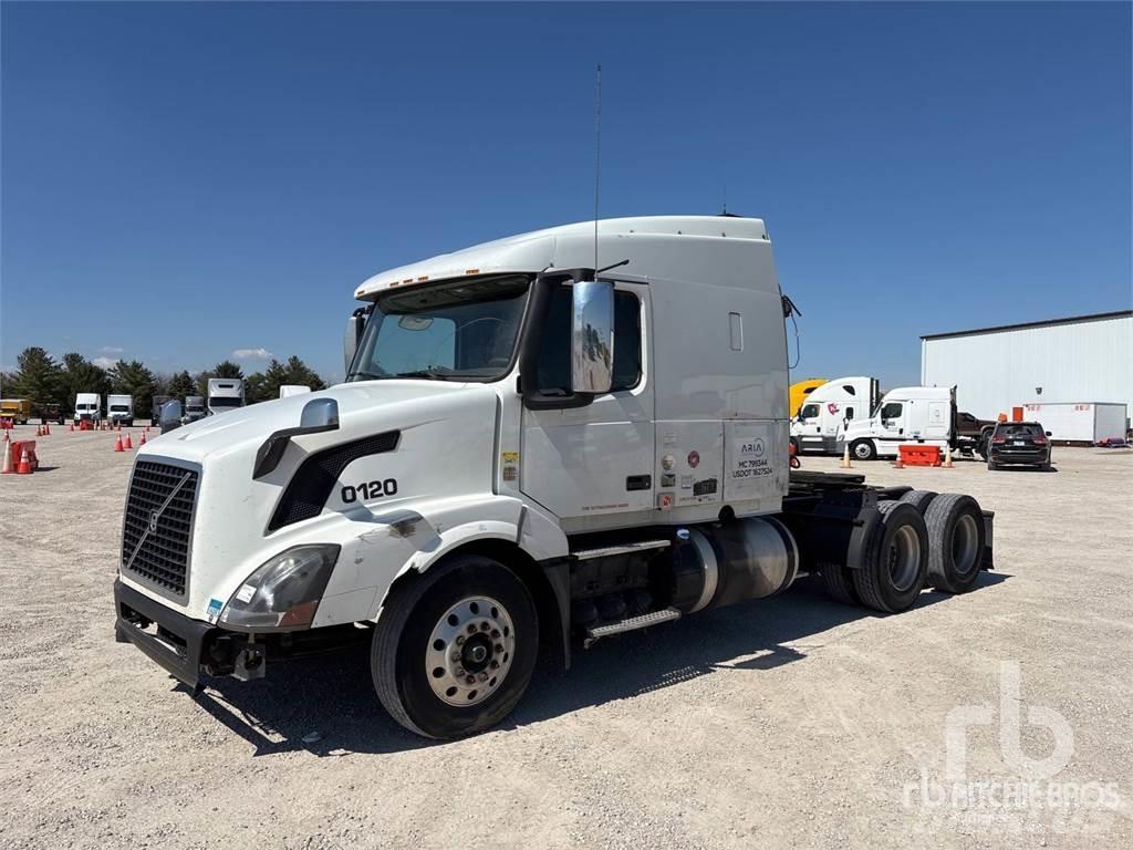 Volvo VNL Trekkers