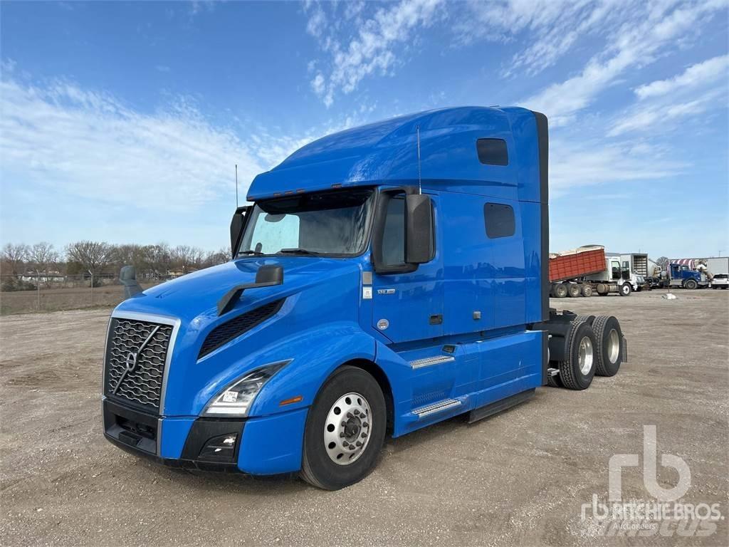 Volvo VNL64760 Trekkers