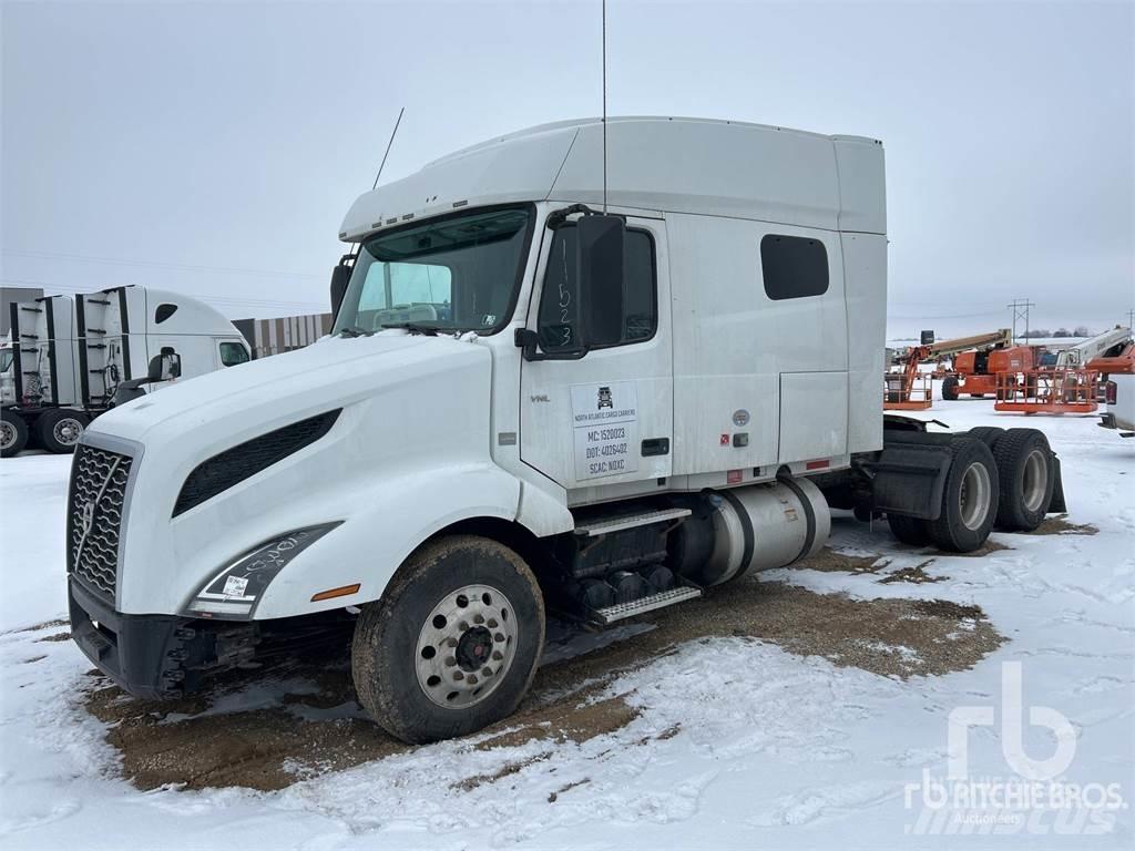 Volvo VNL64T760 Trekkers