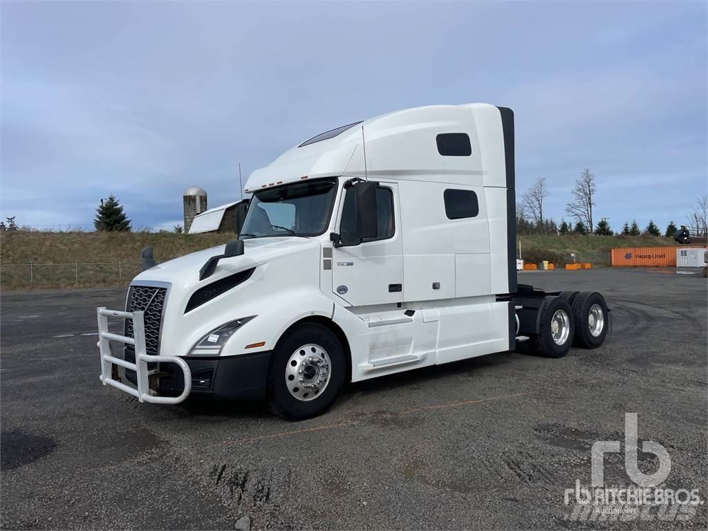 Volvo VNL760 Trekkers
