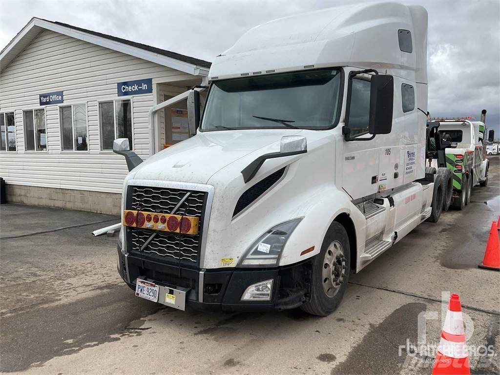 Volvo VNL760 Trekkers