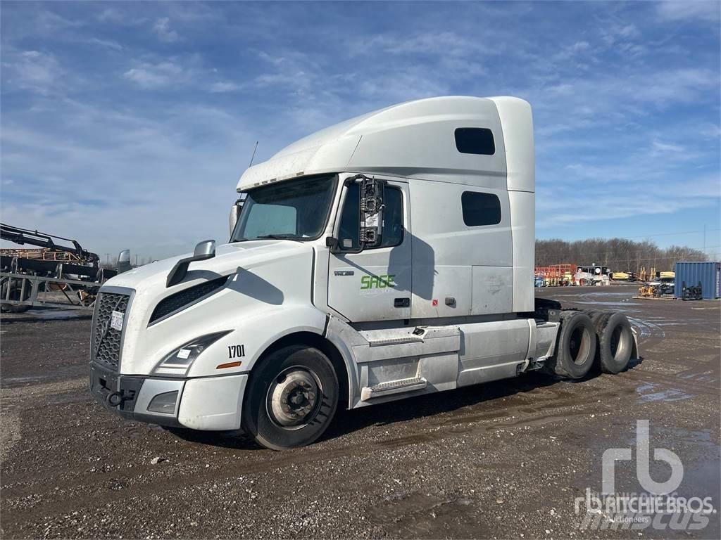 Volvo VNL760 Trekkers