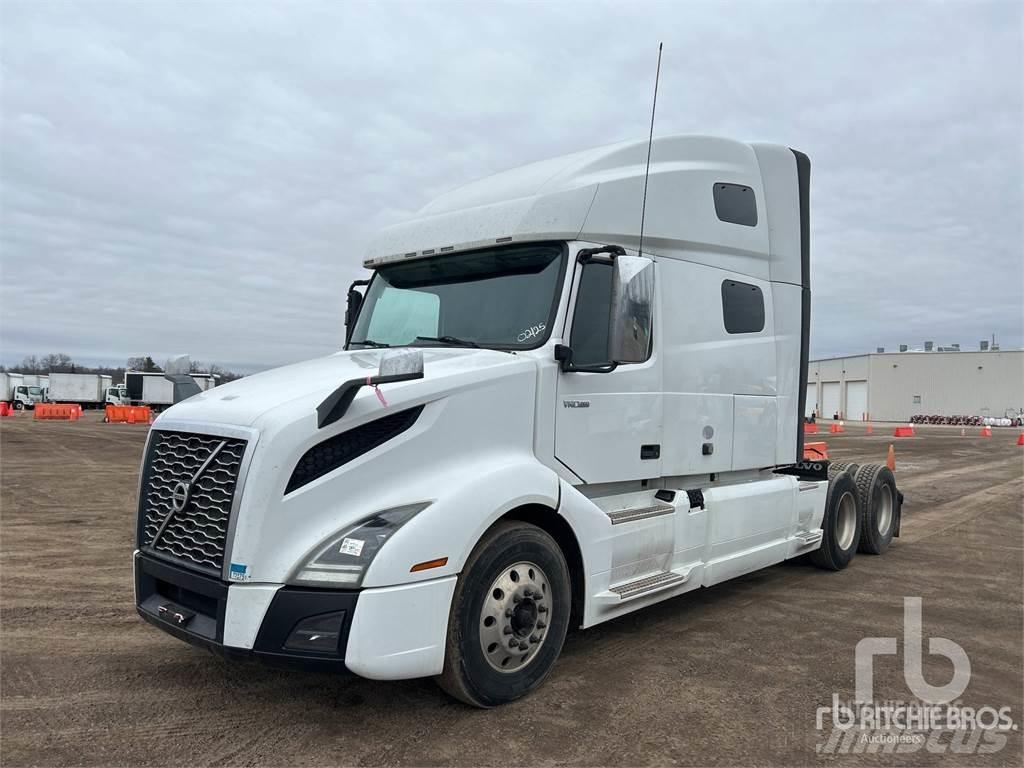 Volvo VNL760 Trekkers