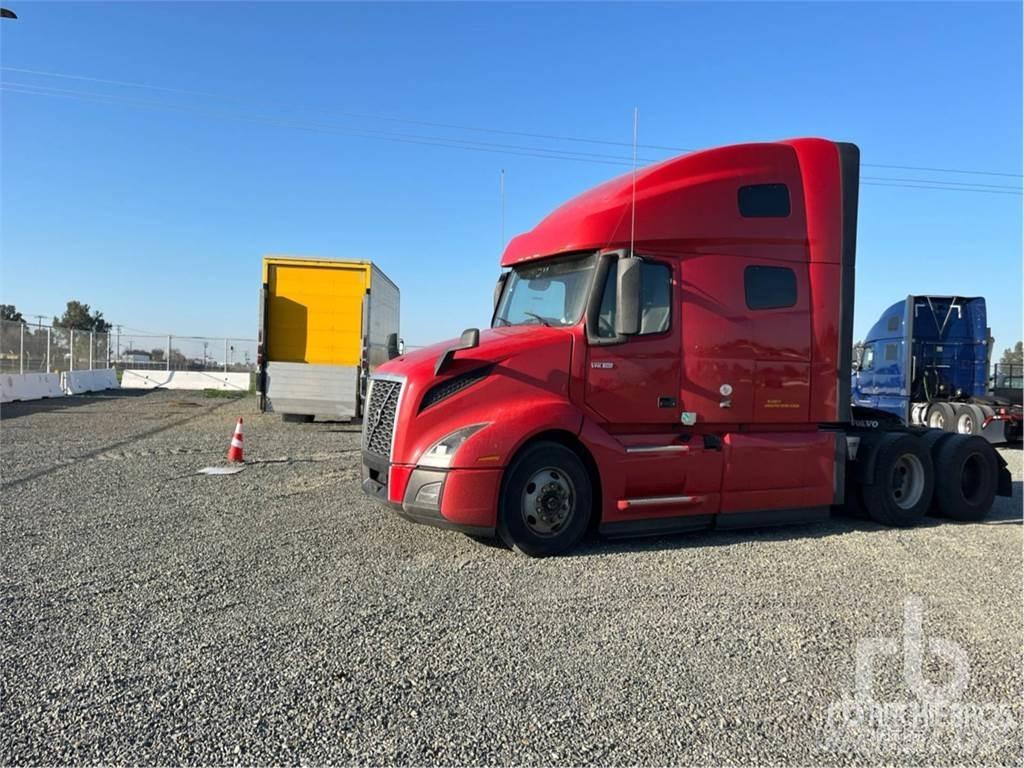 Volvo VNL760 Trekkers