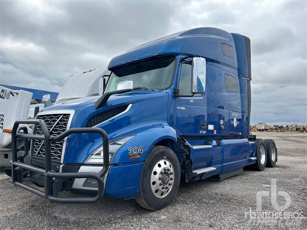 Volvo VNL760 Trekkers