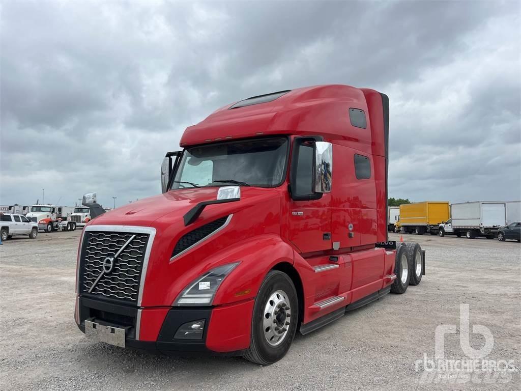 Volvo VNL760 Trekkers