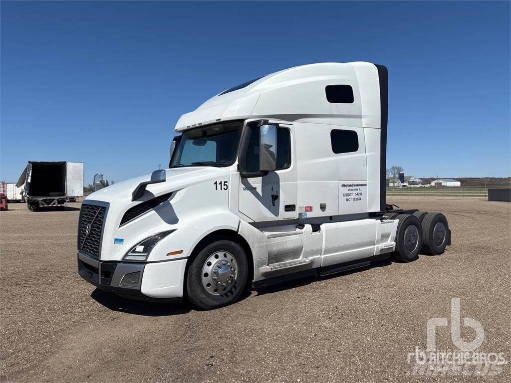 Volvo VNL760 Trekkers